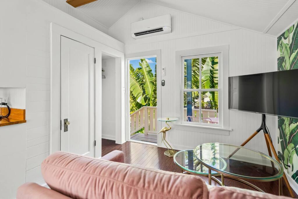 The Julia Place Carriage House Sarasota Exterior photo